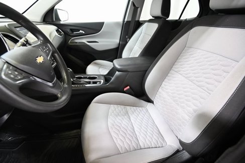 Used 2019 Chevrolet Equinox LS w/ LS Convenience Package image 7