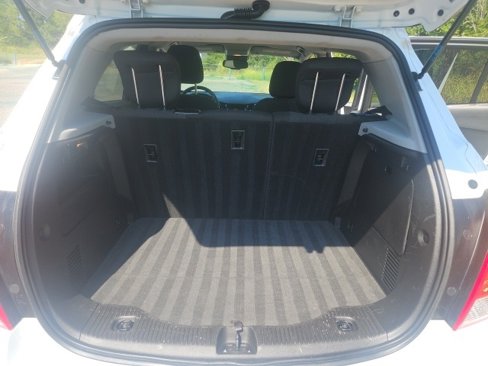 Used 2019 Chevrolet Trax LS w/ Tint and Cruise Package image 12