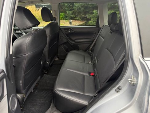 Used 2016 Subaru Forester 2.5i Limited image 7