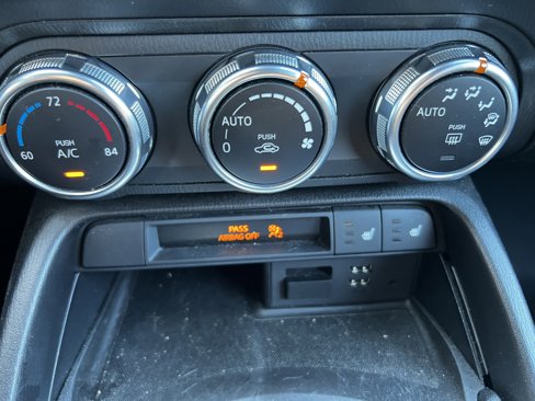 Used 2016 MAZDA MX-5 Miata Grand Touring image 23