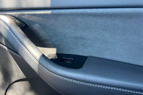 Used 2021 Tesla Model Y Performance image 20