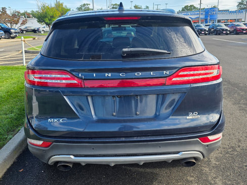 Used 2015 Lincoln MKC FWD image 4