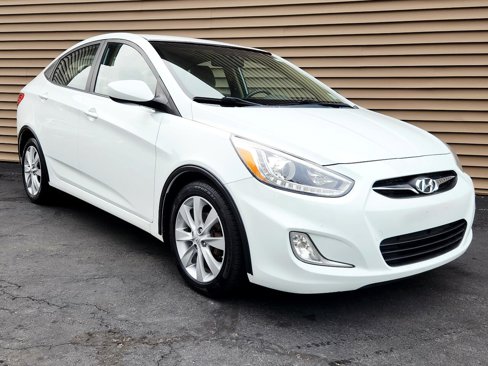 Used 2014 Hyundai Accent GLS w/ Option Group 2 image 7