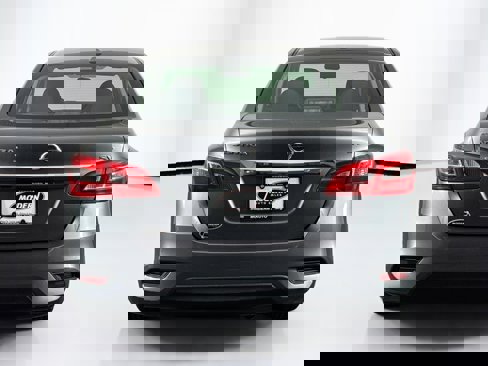 Used 2019 Nissan Sentra SV image 10