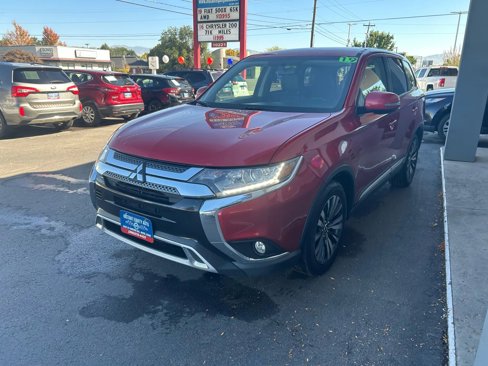 Used 2019 Mitsubishi Outlander SE image 28