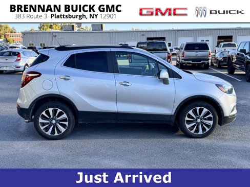 Used 2022 Buick Encore Preferred image 6