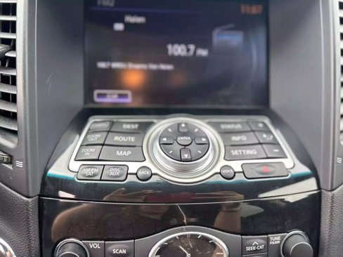 Used 2010 INFINITI FX35 AWD image 17