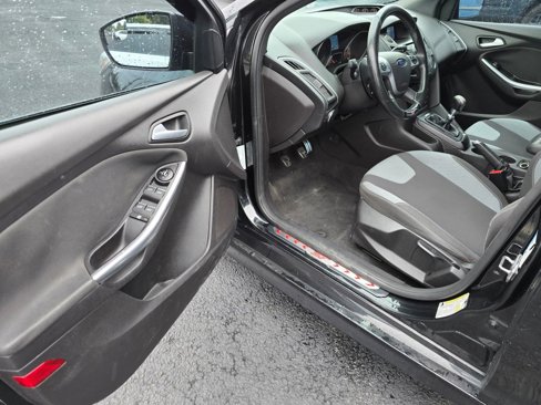 Used 2014 Ford Focus ST image 13