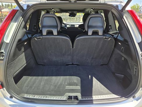 Used 2019 Volvo XC90 T8 Momentum w/ Protection Package image 10