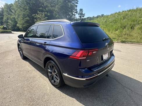 Used 2022 Volkswagen Tiguan SE image 3