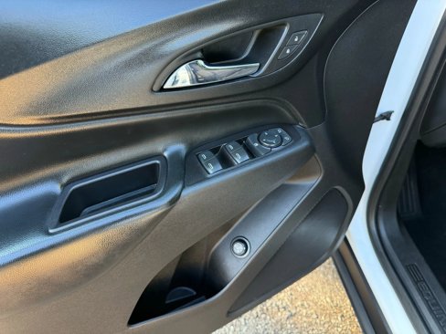Used 2018 Chevrolet Equinox LT w/ Sun & Infotainment Package image 39