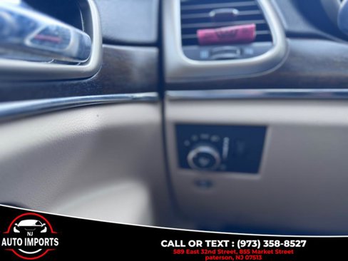 Used 2014 Jeep Grand Cherokee Limited image 11