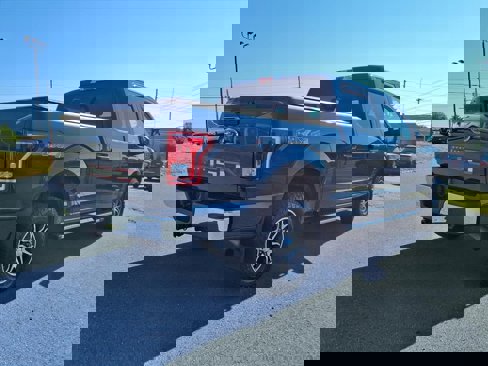 Used 2015 Ford F150 XLT w/ Equipment Group 301A Mid image 3
