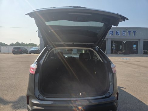 Used 2024 Ford Edge Titanium image 5