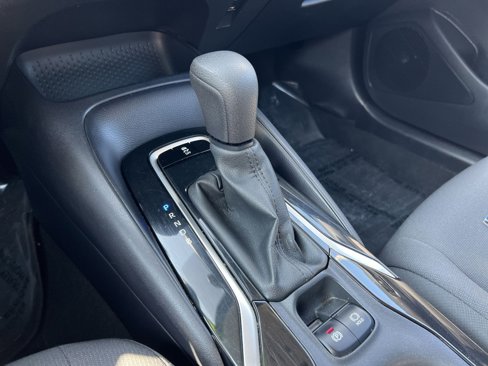 Used 2022 Toyota Corolla LE image 20