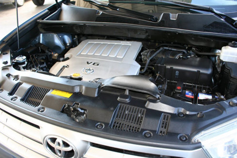Used 2012 Toyota Highlander Limited image 30