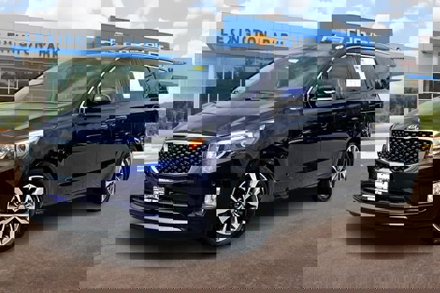 Used 2018 Kia Sedona SX image 12