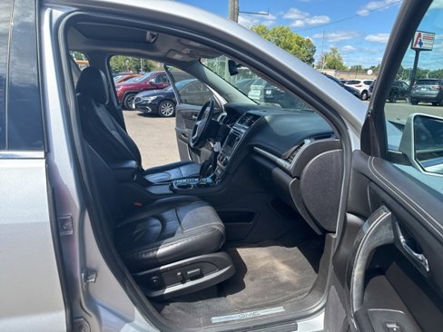Used 2016 GMC Acadia SLT w/ Open Road Package image 16