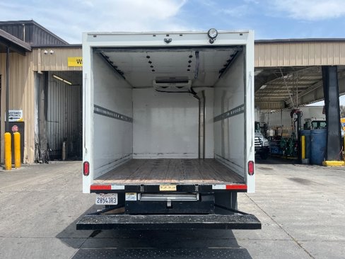 Used 2021 GMC Savana 3500 w/ Power Convenience Package image 8