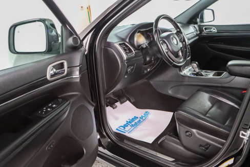 Used 2020 Jeep Grand Cherokee Limited w/ Luxury Group II image 3