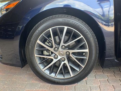 Used 2018 Lexus ES 350 image 10