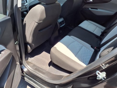 Used 2020 Chevrolet Equinox LS image 11