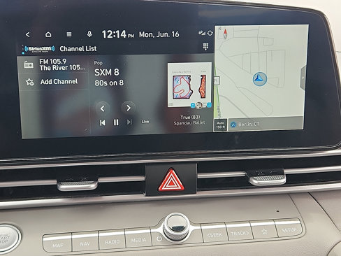 Used 2023 Hyundai Elantra SEL w/ Convenience Package image 16