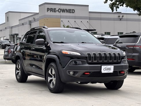 Used 2017 Jeep Cherokee Trailhawk w/ Comfort/Convenience Group image 1