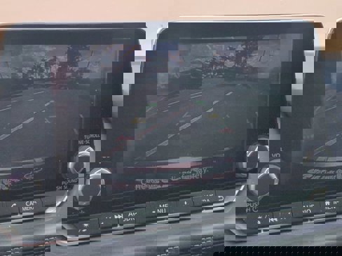 Used 2022 Nissan Rogue SV image 19