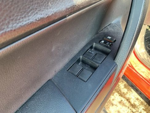 Used 2016 Toyota Corolla S Premium image 17