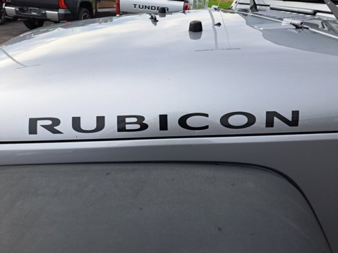 Used 2014 Jeep Wrangler Unlimited Rubicon w/ Max Tow Package image 11