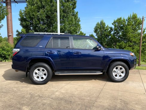 Used 2020 Toyota 4Runner SR5 image 7