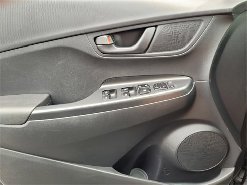 Used 2018 Hyundai Kona SEL w/ SEL Tech Package 02 image 26