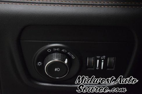 Used 2024 Jeep Grand Cherokee Summit image 16
