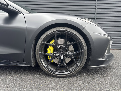 Used 2020 Chevrolet Corvette Stingray Premium Cpe w/ 3LT Preferred Equipment Group image 9