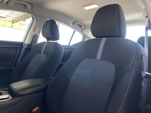 Used 2023 Nissan Sentra SV image 18