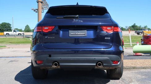 Used 2019 Jaguar F-PACE Prestige image 2