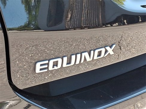 Used 2021 Chevrolet Equinox LT image 32
