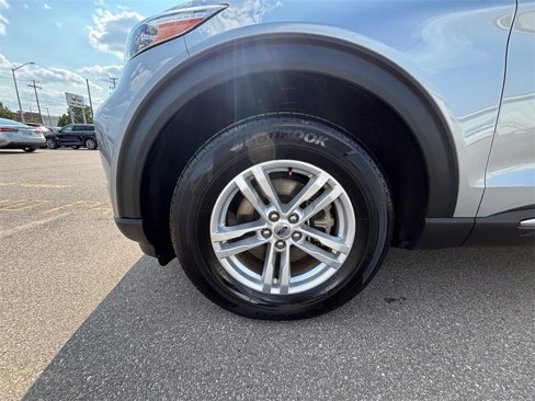 Used 2022 Ford Explorer XLT w/ Equipment Group 202A image 52