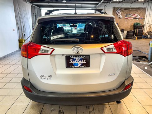 Used 2013 Toyota RAV4 XLE image 9