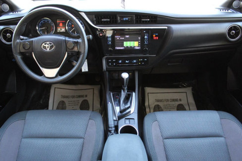 Used 2018 Toyota Corolla L image 18