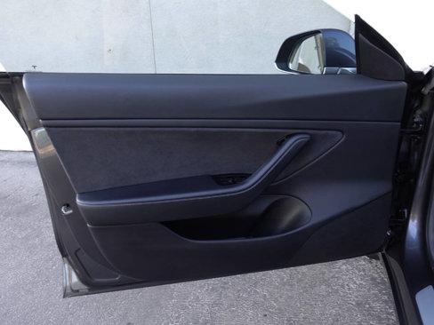 Used 2018 Tesla Model 3 Long Range image 21