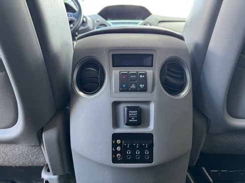 Used 2011 Honda Pilot Touring image 29