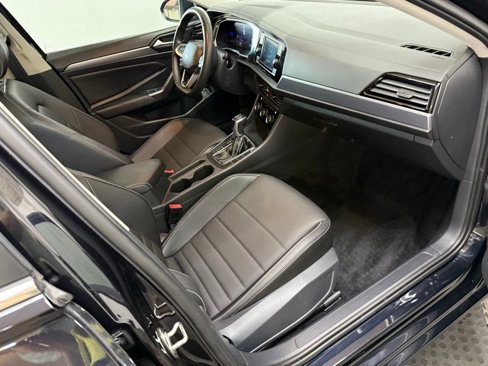 Used 2022 Volkswagen Jetta SE image 33