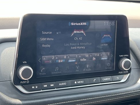 Used 2023 Nissan Rogue SV image 18
