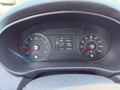Used 2017 Kia Sorento LX image 6