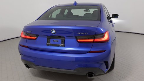 Used 2021 BMW 330i xDrive Sedan w/ M Sport Package image 17