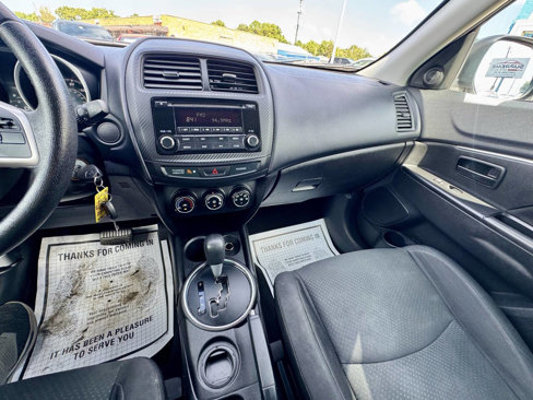 Used 2015 Mitsubishi Outlander Sport ES image 16