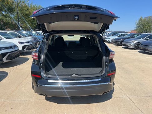 Used 2018 Nissan Murano SV image 9