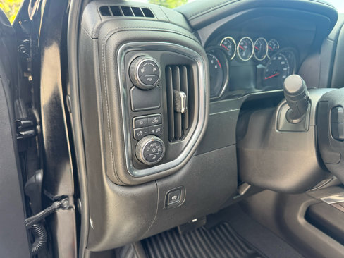 Used 2019 Chevrolet Silverado 1500 LTZ w/ LTZ Plus Package image 32